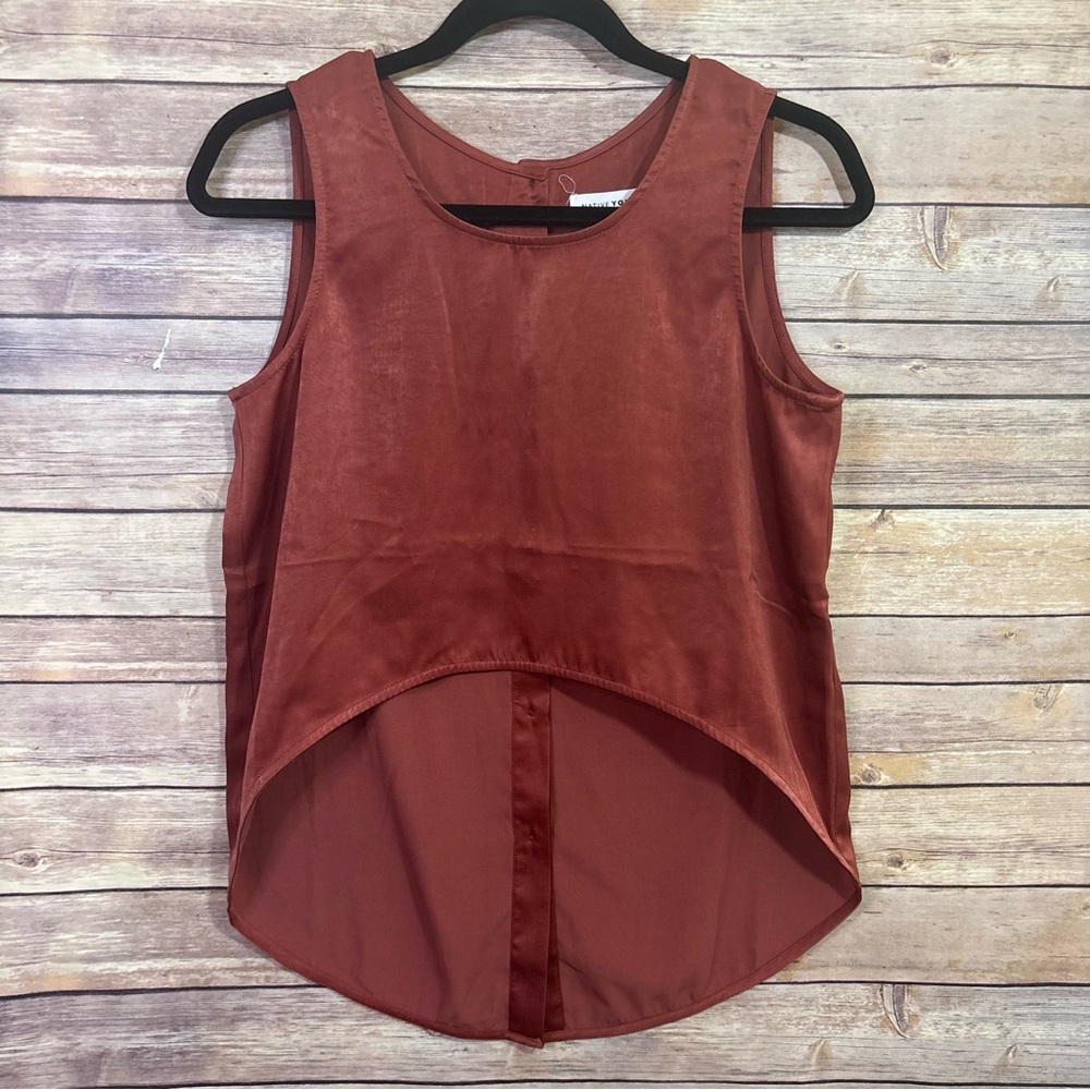 NATIVE YOUTH CROP TOP Satin Button Back Hi Lo Size XS  I3